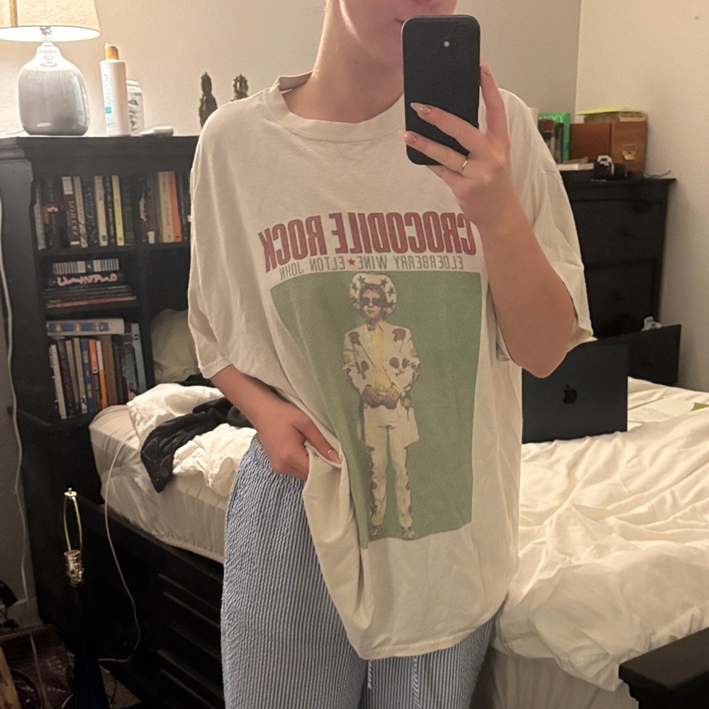 Crocodile Rock Graphic T-Shirt